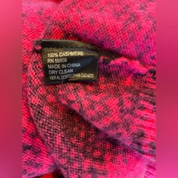 Antonio Melani CASHMERE sweater-NWOT - Picture 9 of 10